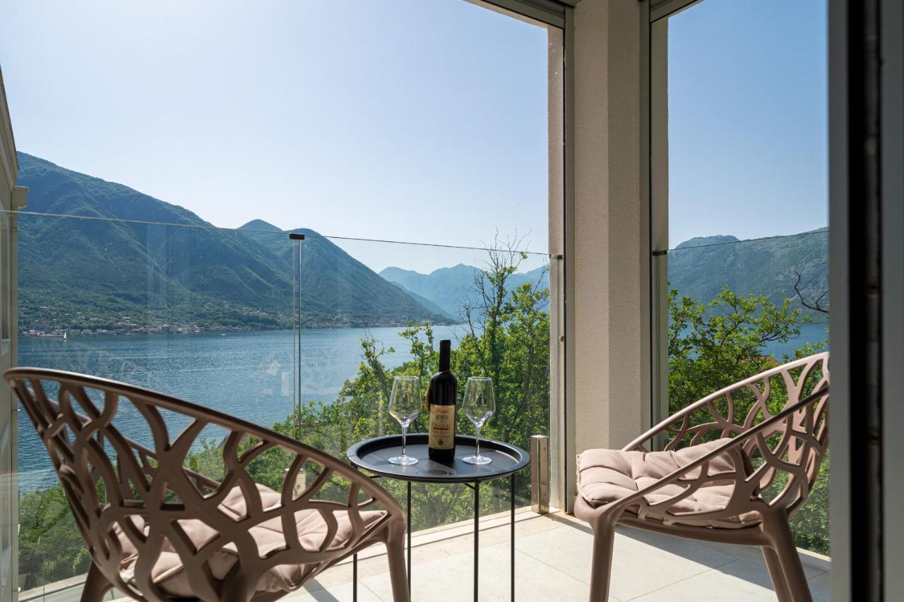 Luxury Dream View Apartment Kotor Eksteriør billede